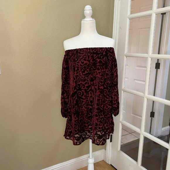 ECOTE Velvet Burnout Off Shoulder Minidress - size XS - Picture 6 of 8
